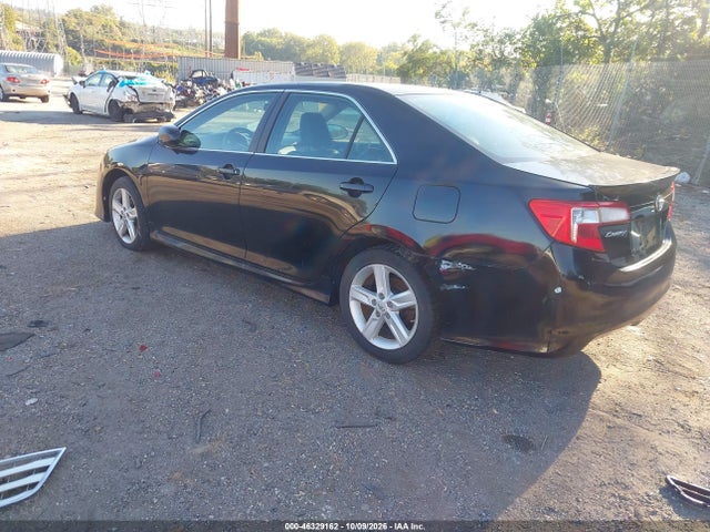 46329162 :رقم المزاد ، 4T1BF1FKXCU191358 vin ، 2012 Toyota Camry Se مزاد بيع