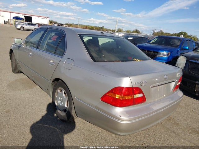 2001 Lexus Ls 430 მანქანა იყიდება აუქციონზე, vin: JTHBN30F210010268, აუქციონის ნომერი: 46329189