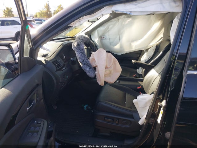 Продаж на аукціоні авто 2017 Honda Pilot Touring, vin: 5FNYF6H94HB027870, номер лоту: 46329346