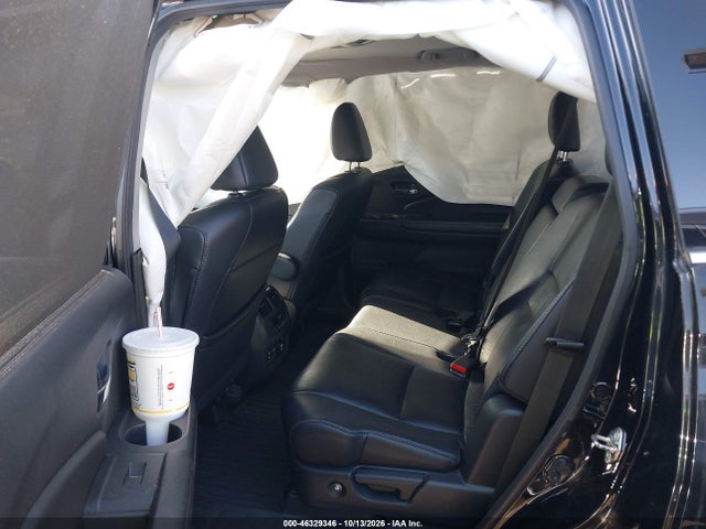 Продаж на аукціоні авто 2017 Honda Pilot Touring, vin: 5FNYF6H94HB027870, номер лоту: 46329346