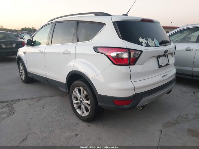 1FMCU0GD0JUC20447 Ford ESCAPE SE