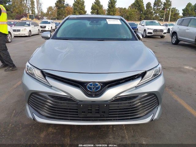 4T1B21HK2JU005141 Toyota Camry Hybrid Xle