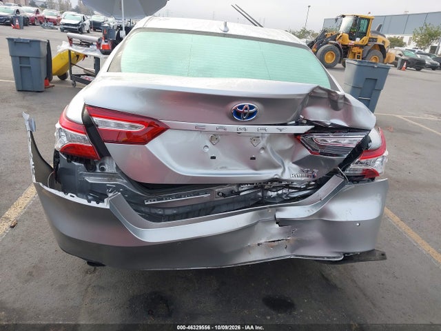 4T1B21HK2JU005141 Toyota Camry Hybrid Xle