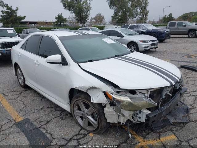 Aukcja sprzedaży 2014 Toyota Camry Se, vin: 4T1BF1FK3EU752356, numer aukcji: 46329615