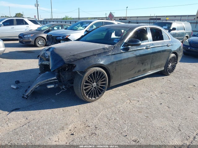 46329619 :رقم المزاد ، WDDZF4JB3HA145073 vin ، 2017 Mercedes-benz E 300 مزاد بيع