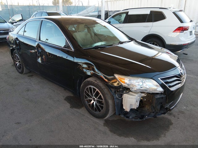 46329744 :رقم المزاد ، 4T4BF3EKXBR187232 vin ، 2011 Toyota Camry Le مزاد بيع
