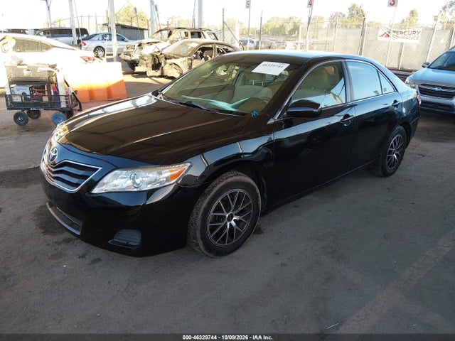 46329744 :رقم المزاد ، 4T4BF3EKXBR187232 vin ، 2011 Toyota Camry Le مزاد بيع