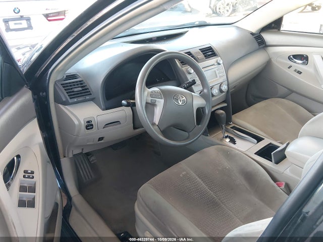 46329744 :رقم المزاد ، 4T4BF3EKXBR187232 vin ، 2011 Toyota Camry Le مزاد بيع
