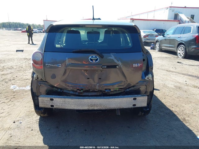 46329816 :رقم المزاد ، JTDKDTB31D1035121 vin ، 2013 Toyota Prius C One مزاد بيع