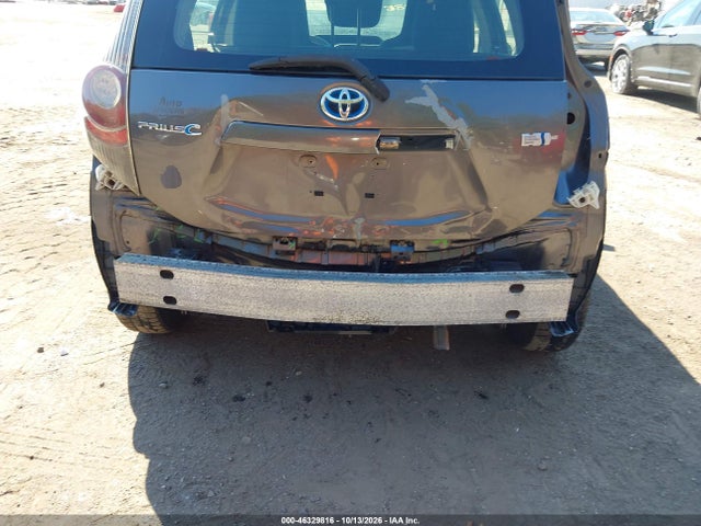 46329816 :رقم المزاد ، JTDKDTB31D1035121 vin ، 2013 Toyota Prius C One مزاد بيع