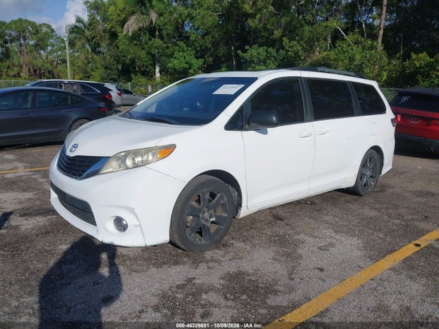 Aukcja sprzedaży 2011 Toyota Sienna Se, vin: 5TDXK3DC3BS153616, numer aukcji: 46329881