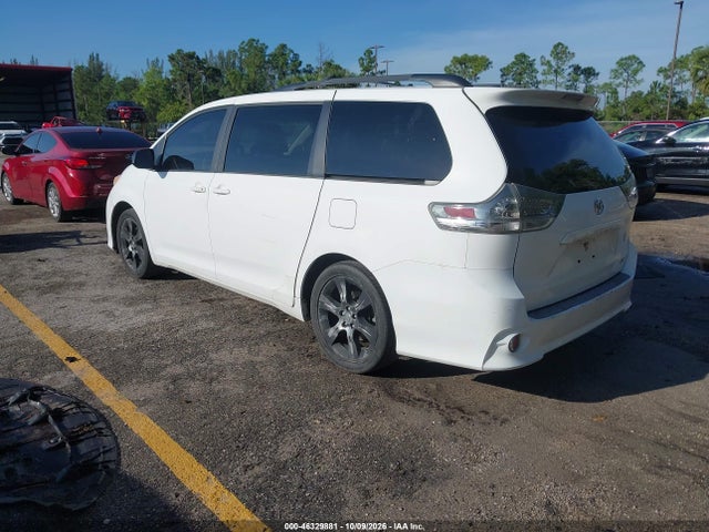 Aukcja sprzedaży 2011 Toyota Sienna Se, vin: 5TDXK3DC3BS153616, numer aukcji: 46329881