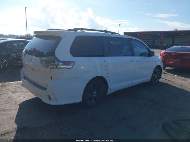 Aukcja sprzedaży 2011 Toyota Sienna Se, vin: 5TDXK3DC3BS153616, numer aukcji: 46329881