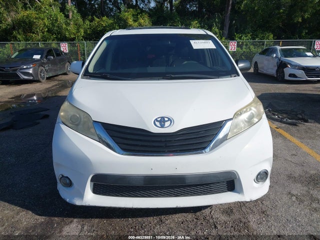 Aukcja sprzedaży 2011 Toyota Sienna Se, vin: 5TDXK3DC3BS153616, numer aukcji: 46329881