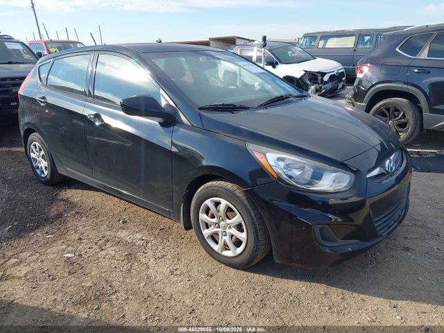 2014 Hyundai Accent Gs მანქანა იყიდება აუქციონზე, vin: KMHCT5AE4EU176282, აუქციონის ნომერი: 46329955