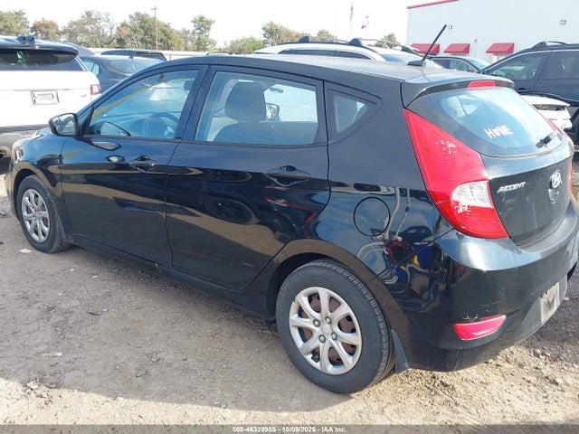 2014 Hyundai Accent Gs მანქანა იყიდება აუქციონზე, vin: KMHCT5AE4EU176282, აუქციონის ნომერი: 46329955