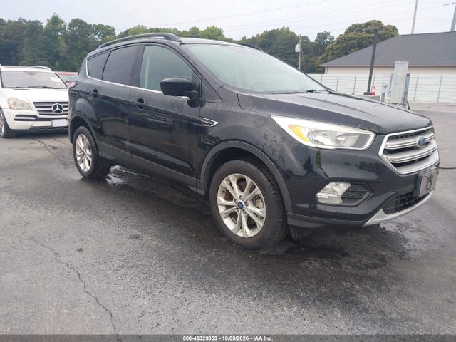46329959 :رقم المزاد ، 1FMCU9GD8JUA29251 vin ، 2018 Ford Escape Se مزاد بيع