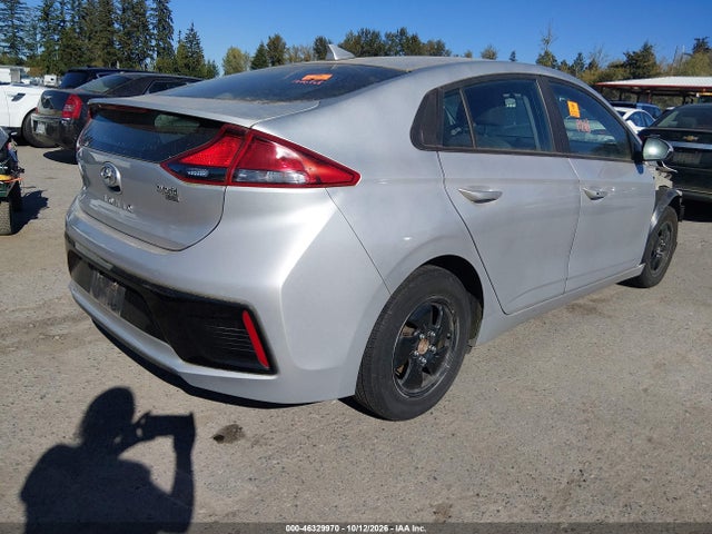 Продажа на аукционе авто 2017 Hyundai Ioniq Hybrid Blue, vin: KMHC65LC8HU040079, номер лота: 46329970