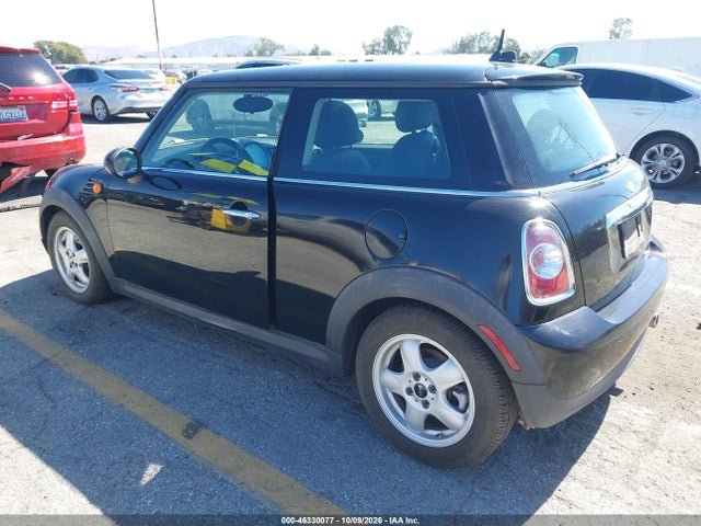 Aukcja sprzedaży 2011 Mini Cooper, vin: WMWSU3C50BT097348, numer aukcji: 46330077