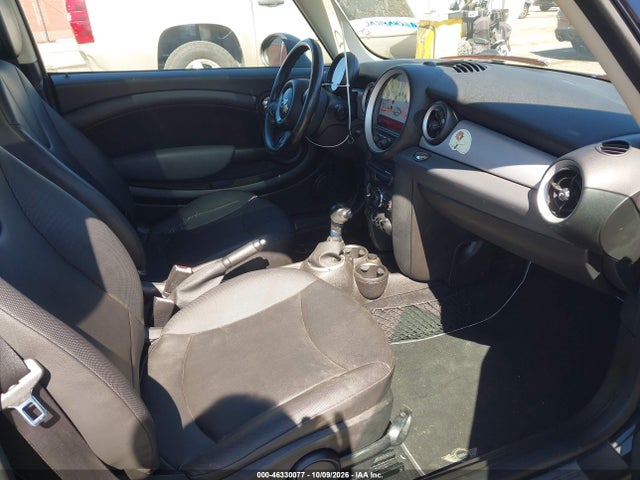 Aukcja sprzedaży 2011 Mini Cooper, vin: WMWSU3C50BT097348, numer aukcji: 46330077