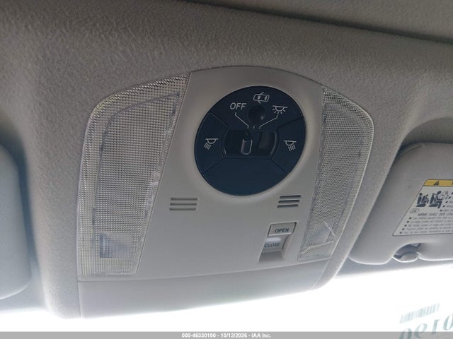 46330190 :رقم المزاد ، JTDKN3DU7E1826838 vin ، 2014 Toyota Prius Three مزاد بيع