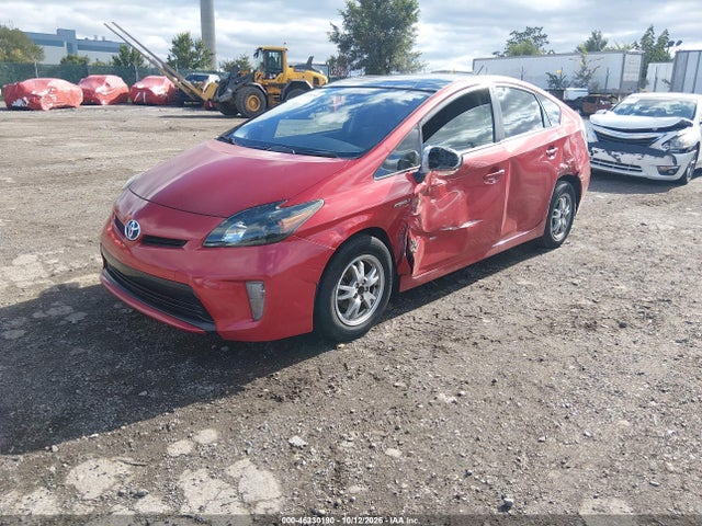 46330190 :رقم المزاد ، JTDKN3DU7E1826838 vin ، 2014 Toyota Prius Three مزاد بيع