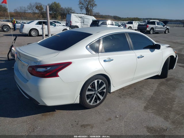 46330251 :رقم المزاد ، 1N4AL3AP4JC260724 vin ، 2018 Nissan Altima 2.5 Sr مزاد بيع