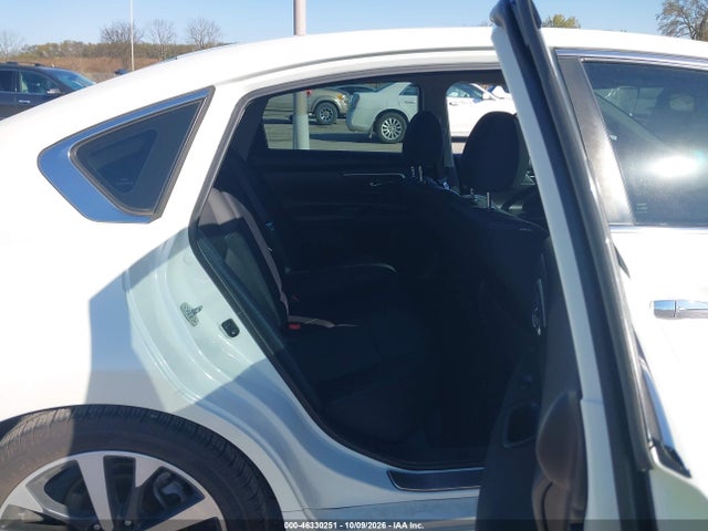 46330251 :رقم المزاد ، 1N4AL3AP4JC260724 vin ، 2018 Nissan Altima 2.5 Sr مزاد بيع
