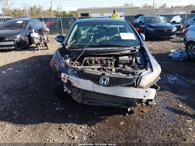 Продажа на аукционе авто 2012 Honda Civic Lx, vin: 2HGFG3B58CH502692, номер лота: 46330284
