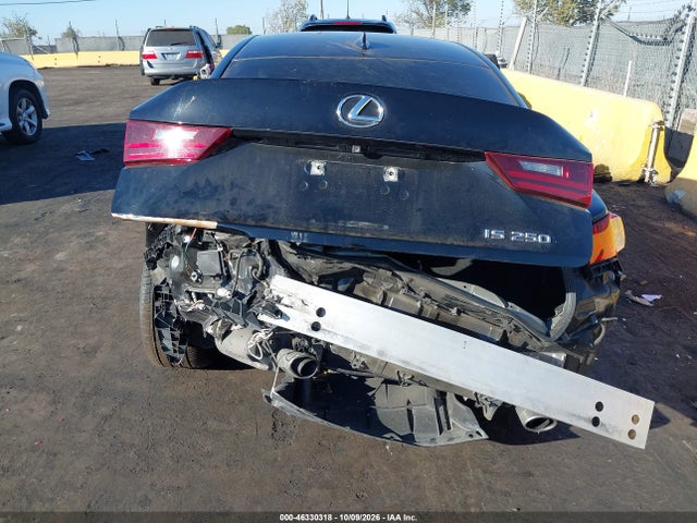 Lexus IS 250 2014 JTHBF1D25E5011786 Image 17
