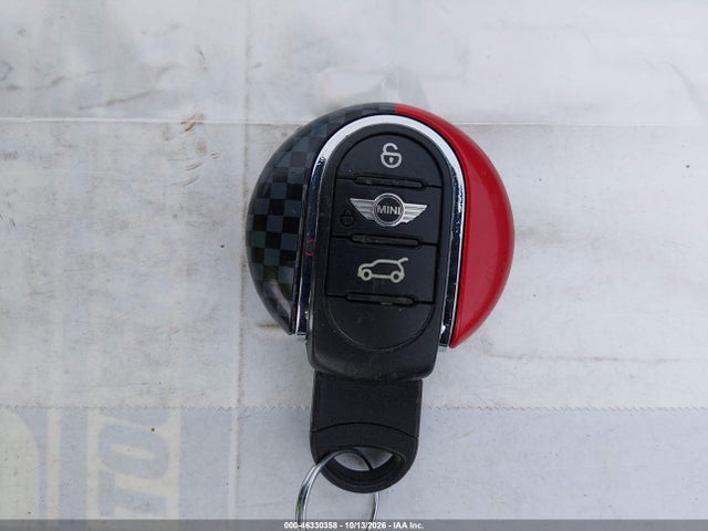 46330358 :رقم المزاد ، WMWXU3C52G2B63484 vin ، 2016 Mini Hardtop Cooper S مزاد بيع