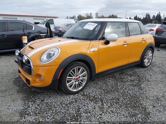 46330358 :رقم المزاد ، WMWXU3C52G2B63484 vin ، 2016 Mini Hardtop Cooper S مزاد بيع