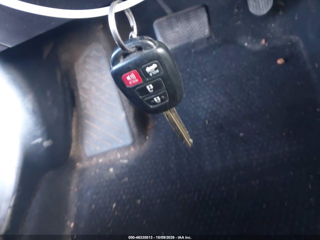 2017 Toyota Corolla Le მანქანა იყიდება აუქციონზე, vin: 2T1BURHE4HC930034, აუქციონის ნომერი: 46330513