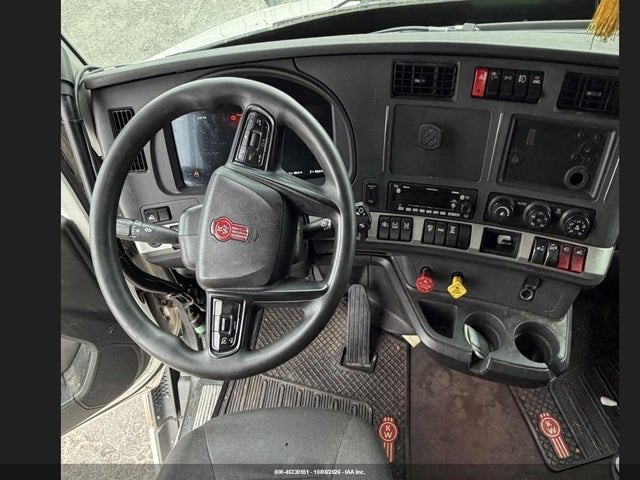 46330551 :رقم المزاد ، 1XKYD49X1NJ491926 vin ، 2022 Kenworth T680 مزاد بيع