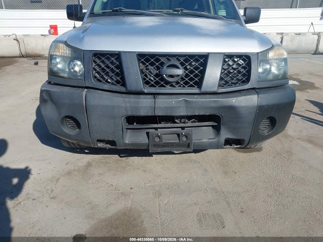 46330560 :رقم المزاد ، 1N6AA06A64N513597 vin ، 2004 Nissan Titan Se مزاد بيع