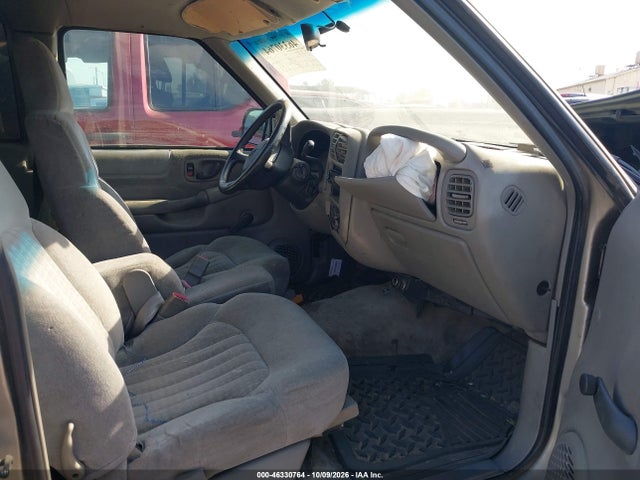 Aukcja sprzedaży 2002 Chevrolet S-10 Ls, vin: 1GCCS195128253280, numer aukcji: 46330764