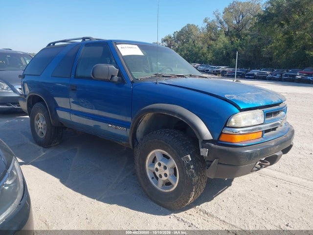 46330855 :رقم المزاد ، 1GNCT18W1YK137684 vin ، 2000 Chevrolet Blazer Ls مزاد بيع