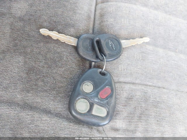 2000 Chevrolet Blazer Ls მანქანა იყიდება აუქციონზე, vin: 1GNCT18W1YK137684, აუქციონის ნომერი: 46330855