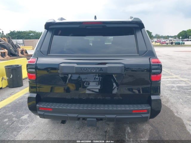 46330860 :رقم المزاد ، JTEVA5BR6T5133991 vin ، 2026 Toyota 4runner Sr5 مزاد بيع