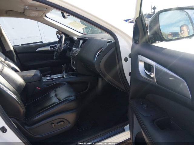 2017 Nissan Pathfinder Sl მანქანა იყიდება აუქციონზე, vin: 5N1DR2MM4HC629704, აუქციონის ნომერი: 46330947