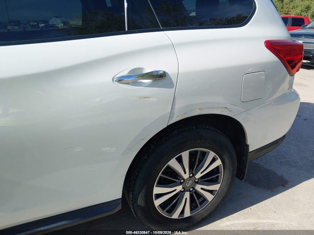 2017 Nissan Pathfinder Sl მანქანა იყიდება აუქციონზე, vin: 5N1DR2MM4HC629704, აუქციონის ნომერი: 46330947