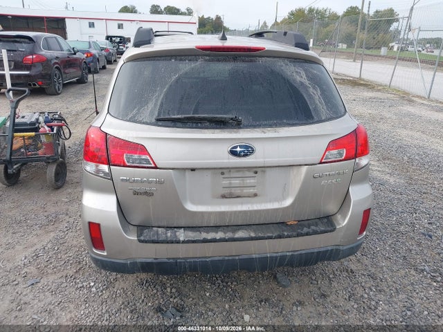46331014 :رقم المزاد ، 4S4BRBNC3E3263498 vin ، 2014 Subaru Outback 2.5i Limited مزاد بيع