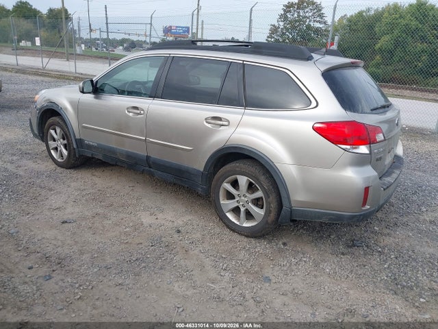46331014 :رقم المزاد ، 4S4BRBNC3E3263498 vin ، 2014 Subaru Outback 2.5i Limited مزاد بيع