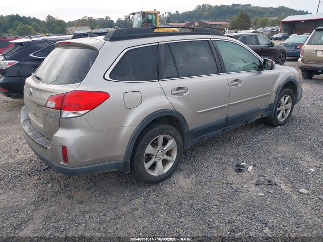 46331014 :رقم المزاد ، 4S4BRBNC3E3263498 vin ، 2014 Subaru Outback 2.5i Limited مزاد بيع