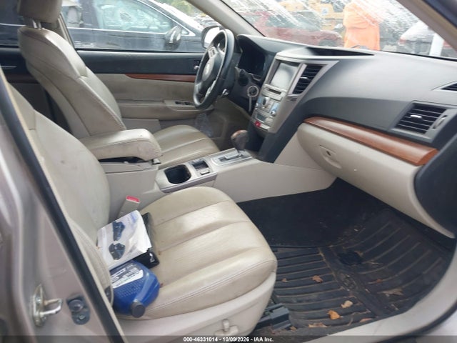 46331014 :رقم المزاد ، 4S4BRBNC3E3263498 vin ، 2014 Subaru Outback 2.5i Limited مزاد بيع