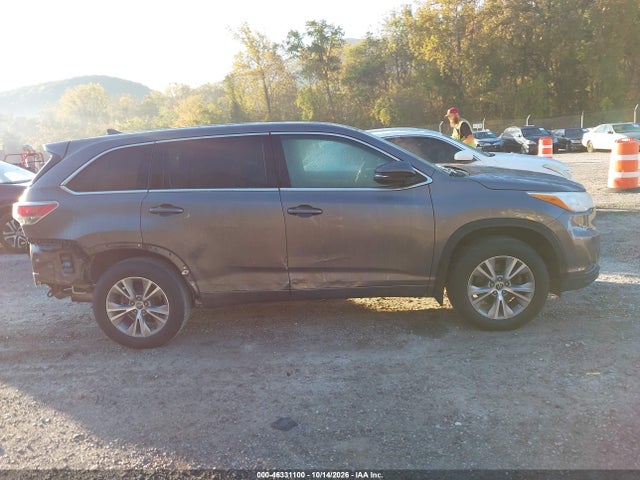 Продаж на аукціоні авто 2016 Toyota Highlander Le Plus V6, vin: 5TDBKRFH4GS236906, номер лоту: 46331100