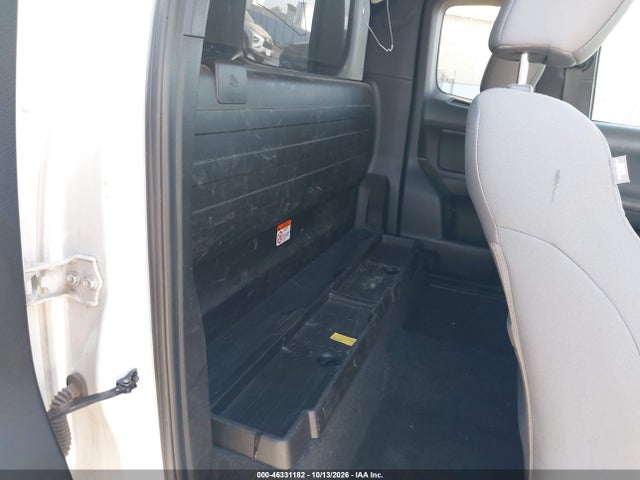 46331182 :رقم المزاد ، 3TYRX5GN9PT084185 vin ، 2023 Toyota Tacoma Sr مزاد بيع