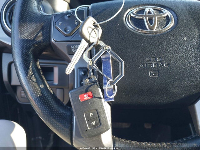 Продажа на аукционе авто 2016 Toyota Tacoma Trd Sport, vin: 3TMCZ5AN3GM010622, номер лота: 46331219