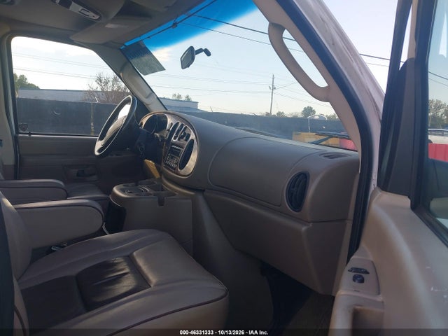 46331333 :رقم المزاد ، 1FDRE14L03HA63488 vin ، 2003 Ford E-150 Recreational مزاد بيع