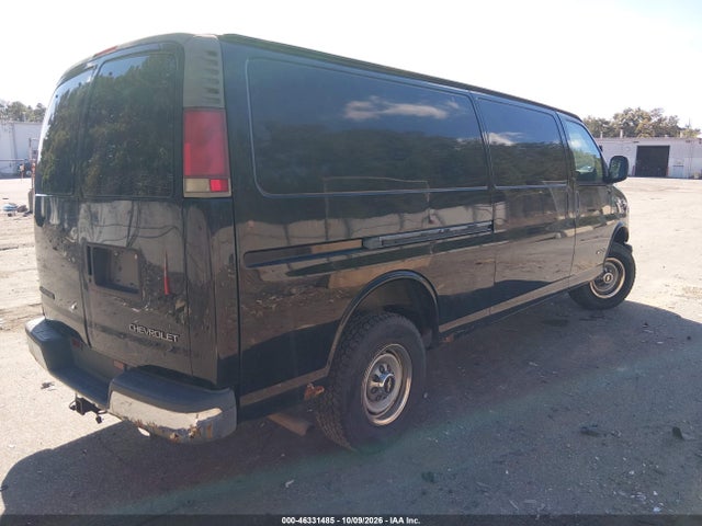 46331485 :رقم المزاد ، 1GCHG39G121235116 vin ، 2002 Chevrolet Express مزاد بيع